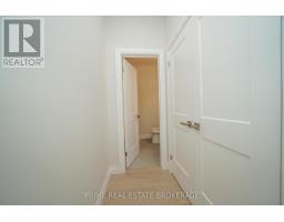 6 - 62 COMPASS TRAIL - 32