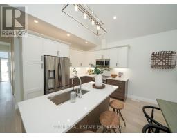6 - 62 COMPASS TRAIL - 5