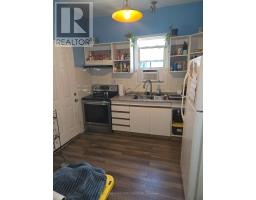 1001 OXFORD STREET E - 2