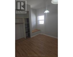 1001 OXFORD STREET E - 8