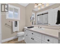 532 HIGHVIEW DRIVE - 18