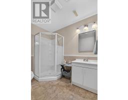 532 HIGHVIEW DRIVE - 27