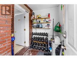 1032 TRAFALGAR STREET - 17