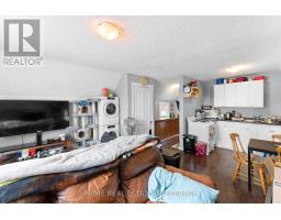 1032 TRAFALGAR STREET - 21