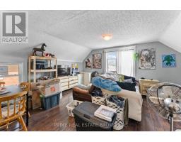 1032 TRAFALGAR STREET - 24