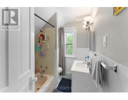 1032 TRAFALGAR STREET - 28