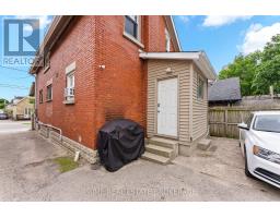 1032 TRAFALGAR STREET - 35
