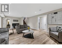 36 ERIN PLACE - 34