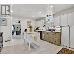 209 MARGARET STREET - 22