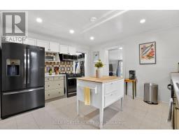 209 MARGARET STREET - 23