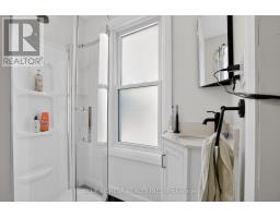 209 MARGARET STREET - 36