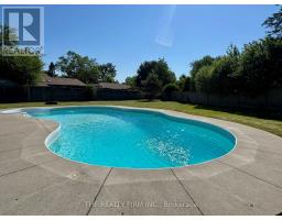 571 EVERGLADE CRESCENT - 36