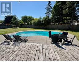 571 EVERGLADE CRESCENT - 39