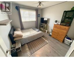 66 ALDBOROUGH AVENUE - 15