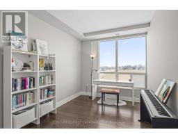 605 - 240 VILLAGEWALK BOULEVARD - 29