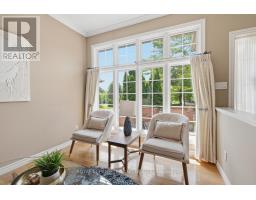 6 - 10 CADEAU TERRACE - 8
