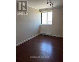 1605 - 695 RICHMOND STREET - 11