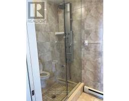 1605 - 695 RICHMOND STREET - 15