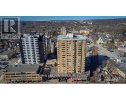 1605 - 695 RICHMOND STREET - 3