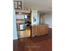 1605 - 695 RICHMOND STREET - 7
