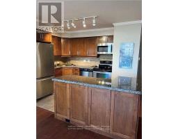 1605 - 695 RICHMOND STREET - 8