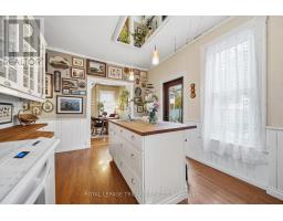 34 GLADSTONE AVENUE - 14