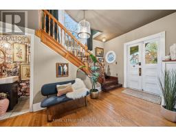 34 GLADSTONE AVENUE - 5