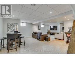 175 FOREST GROVE CRESCENT - 24