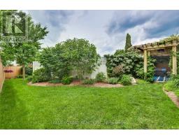 175 FOREST GROVE CRESCENT - 38