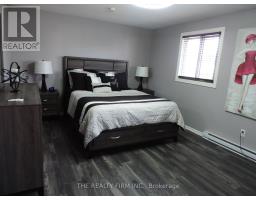 33 - 474 SOUTHDALE ROAD E - 14