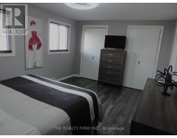 33 - 474 SOUTHDALE ROAD E - 15