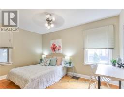 28 BEATTIE AVENUE - 16