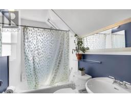 28 BEATTIE AVENUE - 24