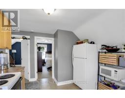 28 BEATTIE AVENUE - 26