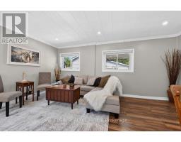 28 WALNUT STREET - 11