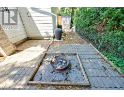 28 WALNUT STREET - 29
