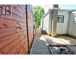 28 WALNUT STREET - 32