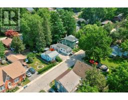 28 WALNUT STREET - 35