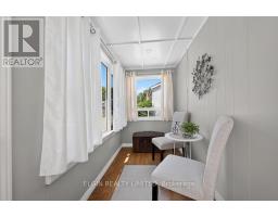 28 WALNUT STREET - 6