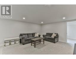 492 19 HIGHWAY - 31