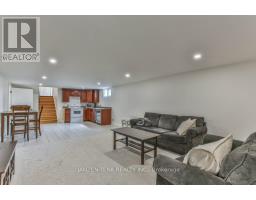 492 19 HIGHWAY - 32