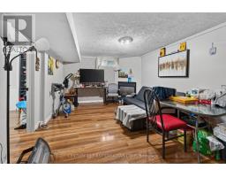 224 CULVER CRESCENT - 14