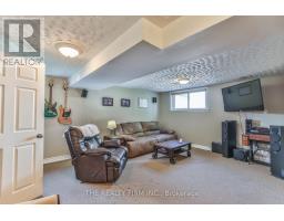 13 VANBUSKIRK DRIVE - 20