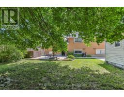 13 VANBUSKIRK DRIVE - 31