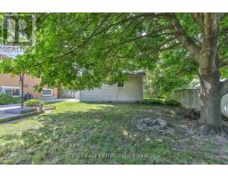 13 VANBUSKIRK DRIVE - 32