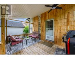 25 ERIE STREET - 33