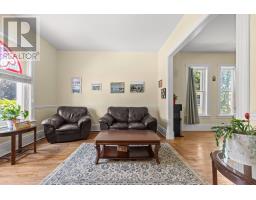 25 ERIE STREET - 8