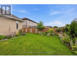 4 DORAL COURT - 44