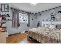 303 SIMCOE STREET - 18