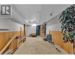 303 SIMCOE STREET - 25